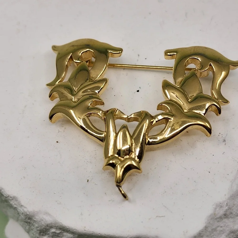 Trifari signed gold